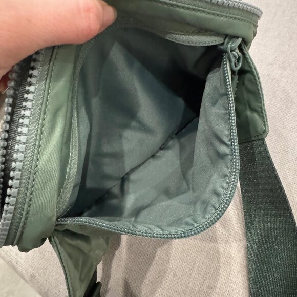 Lululemon Everywhere Belt Bag Large 2L - Grey Eucalyptus - Picture 7 of 7
